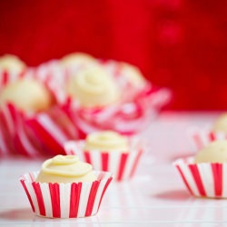 Eggnog Truffles - Recipe photo by Mis-Cakes