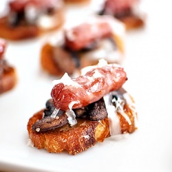 Sausage & Mushroom Canape - Recipe photo by mtlabor