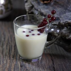 White Hot Chocolate - Recipe photo by pici e castagne