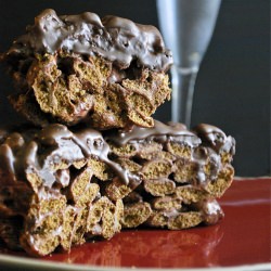 Midnight Truffle Rice Krispy Treats - Recipe photo by mallowandco