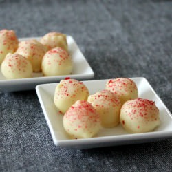 Marzipan Truffles - Recipe photo by Ellevild Madblog
