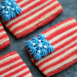 American Flag Sugar Cookies - Recipe photo by tunenfork