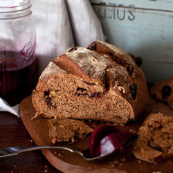 Walnut Bread with Cherries - Recipe photo by cooking melangery