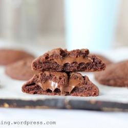 Nutella Stuffed Cookies - Recipe photo by butterbaking