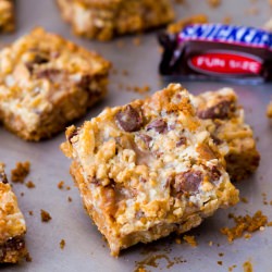 Caramel Snickers Bars - Recipe photo by sallysbakingaddiction