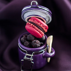 Macarons à la Cassis - Recipe photo by Niksya