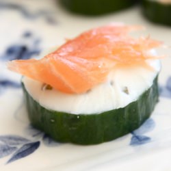 Salmon and Cream Cheese Canape - Recipe photo by lauraboutique
