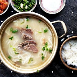 Korean Ox Bone Soup - Recipe photo by cherryonmysundae