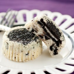 Oreo Cheesecake Cupcakes - Recipe photo by cooking classy
