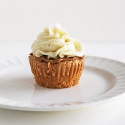 Cookie Flufftella Cupcakes - Recipe photo by kellzvb