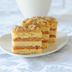 Apple Walnut Pie - Recipe photo by tortelina