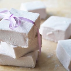 Lavender and Vanilla Marshmallows - Recipe photo by jenkluf