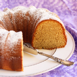 Port Pudding Cake - Recipe photo by CookandBeMerry