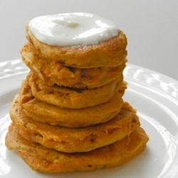 Carrot Cake Pancakes - Recipe photo by thebatterthickens