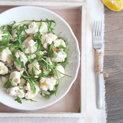 Raw Cauliflower and Arugula - Recipe photo by Blog cu Legume
