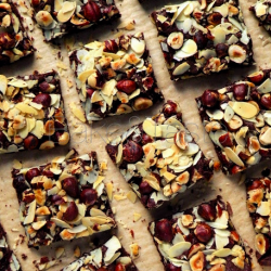 Almond Nut Cookies - Recipe photo by Kas