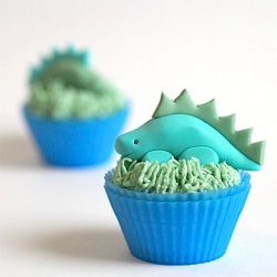 Fondant Dinosaur Cupcake Topper - Recipe photo by SheKnows Food Editor
