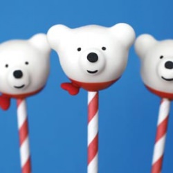 Polar Bear Cake Pops - Recipe photo by sweetliving2