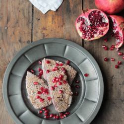 Tuna with Pomegranate Juice - Recipe photo by La cucina spontanea