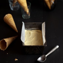 Vanilla Bean Ice Cream - Recipe photo by drizzleanddip