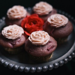 Vegan Valentine's Cupcakes - Recipe photo by thebakingbird