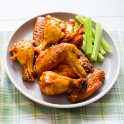 Garlic Buffalo Wings - Recipe photo by ChickenRecipeBox