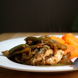 Chicken with Balsamic Bell Peppers - Recipe photo by kitchentrialanderror