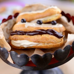 Coffee Eclairs - Recipe photo by bananamondaes