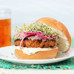 Roasted Pepper Turkey Burger - Recipe photo by kitchenette