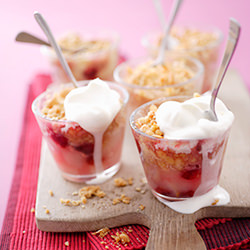 Cranberry Pear Crumble with Cream - Recipe photo by finedininglovers