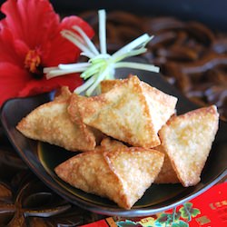 Crispy Crab & Avocado Wontons - Recipe photo by theculinarychronicles