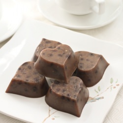 Steamed Red Bean Cake - Recipe photo by Yi