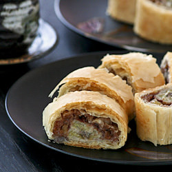 Banana Strudel - Recipe photo by rotinrice