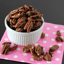 Sweet & Spicy Pecans - Recipe photo by TheBrassHalo