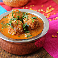 Lentil Balls N Tomato Coconut Gravy - Recipe photo by Aromatic Cooking