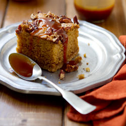 Nutmeg Cake with Salted Caramel - Recipe photo by a communal table