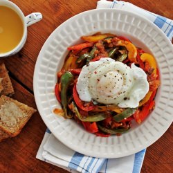 Poached Eggs Piperade - Recipe photo by thenutritionalepiphany