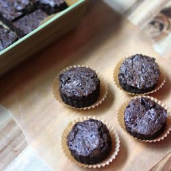 Brown Butter Brownies with Caramels - Recipe photo by forbiddenrice