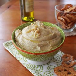 Classic Homemade Hummus - Recipe photo by kneadtocook