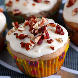 Decadent Hummingbird Cupcakes - Recipe photo by madhuram