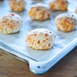 Brazilian Cheese Puffs - Recipe photo by Suzanneper