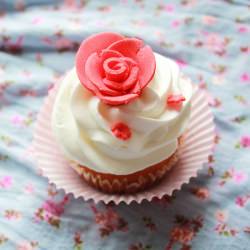 Vanilla Cupcakes - Recipe photo by kulinarnimisli
