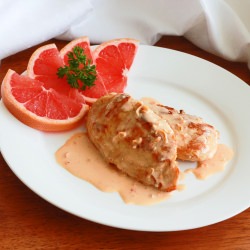 Chicken with Pink Grapefruit Sauce - Recipe photo by daringgourmet