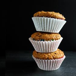 Dark Chocolate Granola Muffins - Recipe photo by emmaeats@wordpress