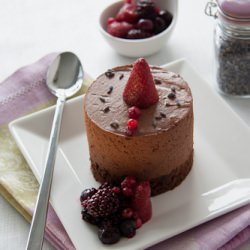 Decadent Dessert with Berry Compote - Recipe photo by toetjeaddicted