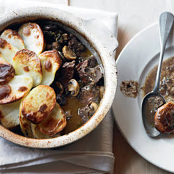 Beef and Red Wine Hot Pot - Recipe photo by dashrecipes