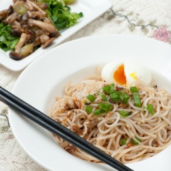 Almost Vegetarian Noodle - Recipe photo by bicil
