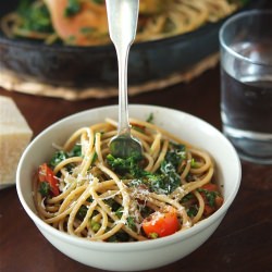 Spaghetti with Green Tomatoes - Recipe photo by TheIronYou