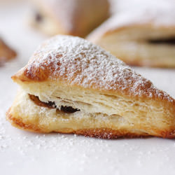 Little Gianduia Turnovers - Recipe photo by lisal