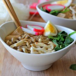 Miso Soup with Vermicelli - Recipe photo by damndelicious